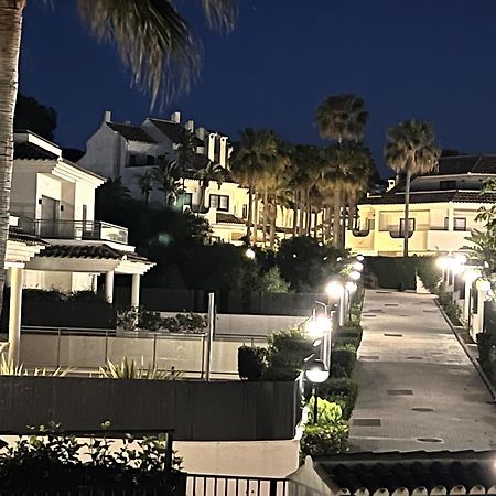 Stylish Townhouse In Beachfront Complex Marbella Exterior photo
