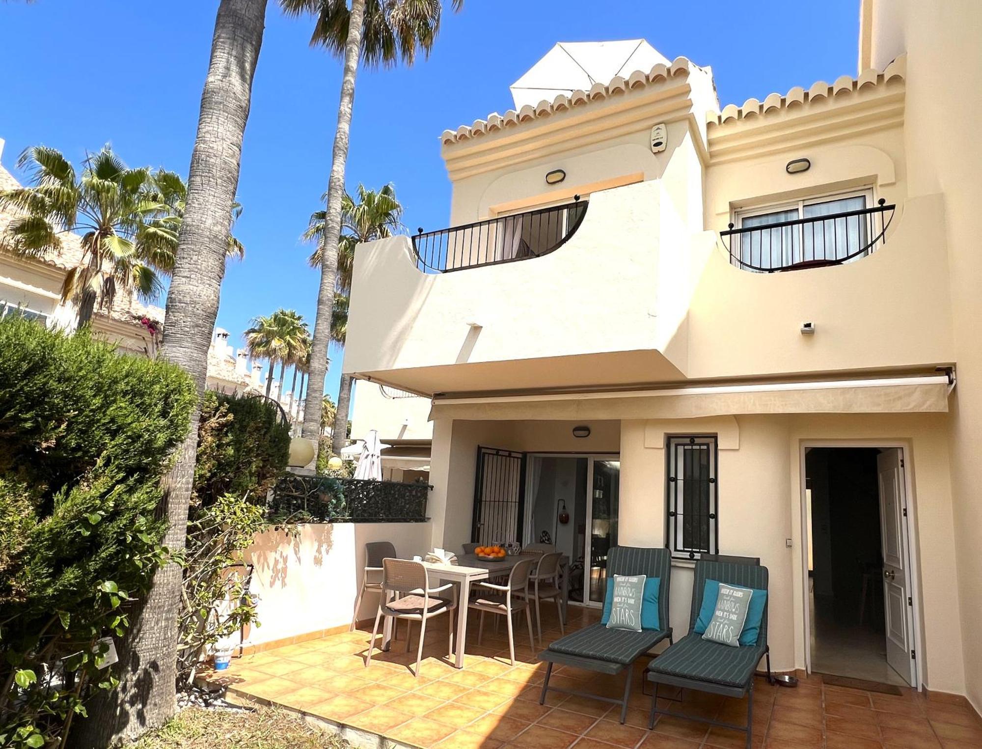 Stylish Townhouse In Beachfront Complex Marbella Exterior photo