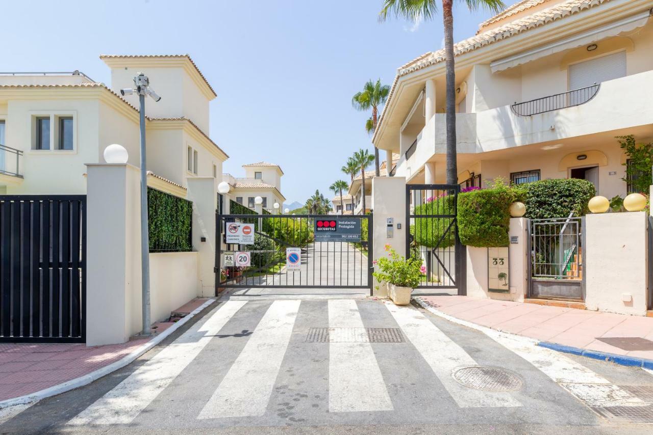 Stylish Townhouse In Beachfront Complex Marbella Exterior photo
