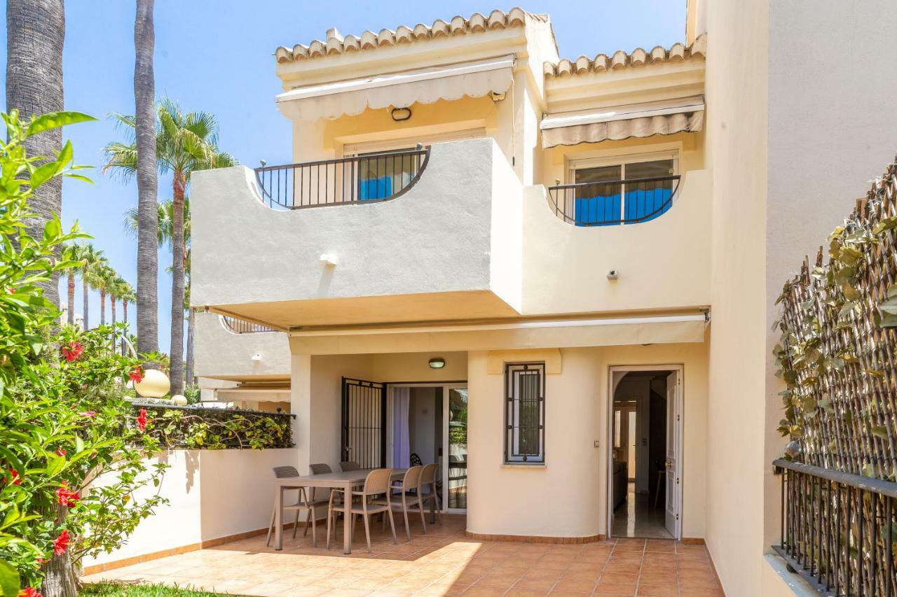 Stylish Townhouse In Beachfront Complex Marbella Exterior photo